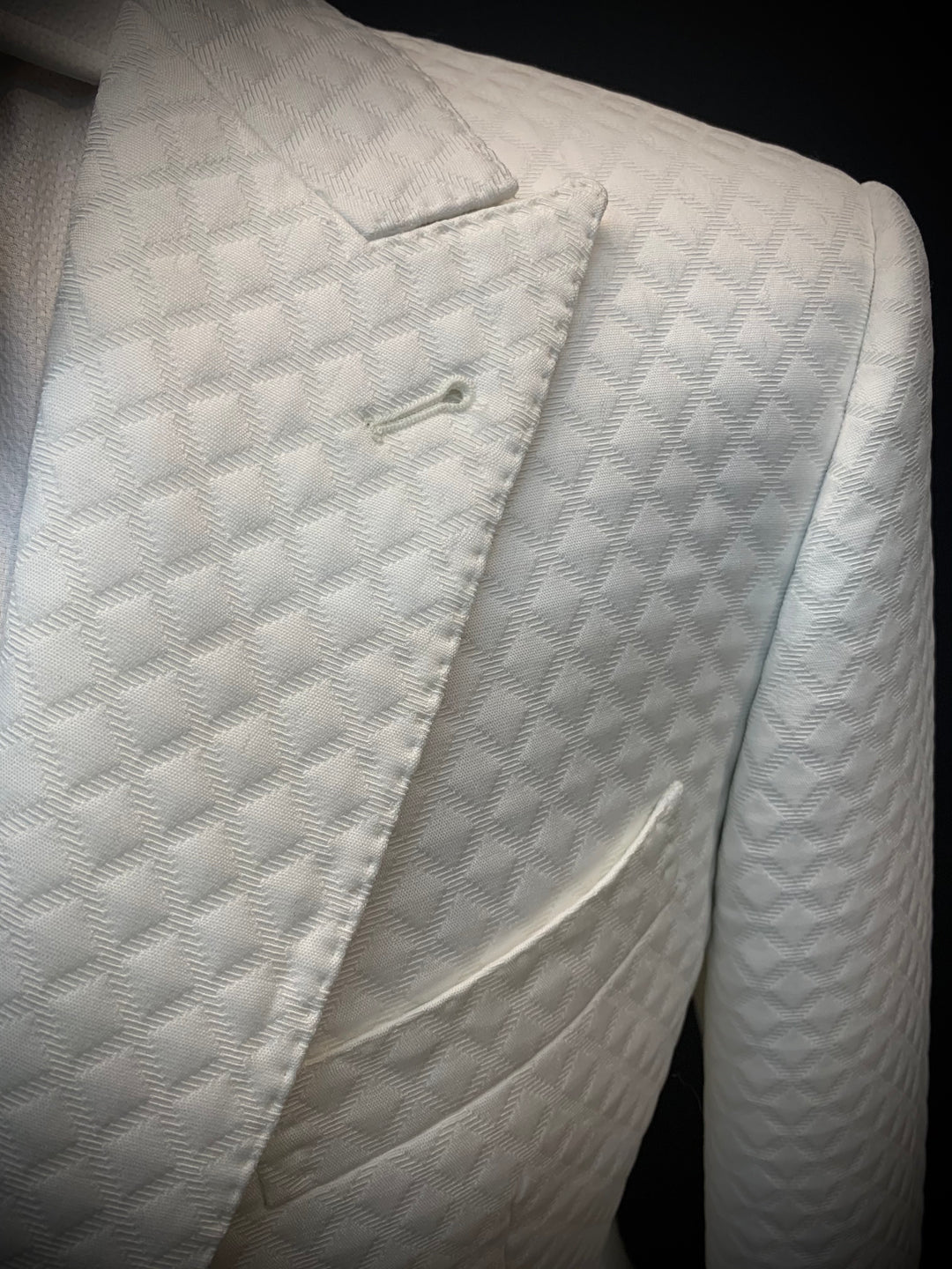 Honeycomb Tuxedo